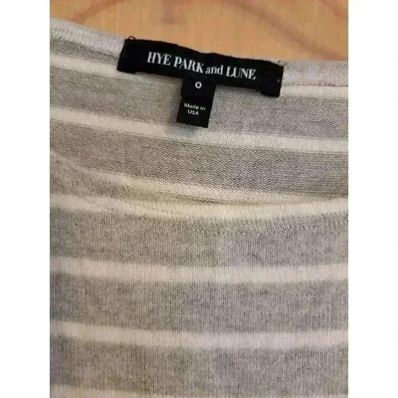 Women's Hyde Park & Lune ‎ Top Shirt Sweater Grey White Striped Size 0 - Picture 5 of 6